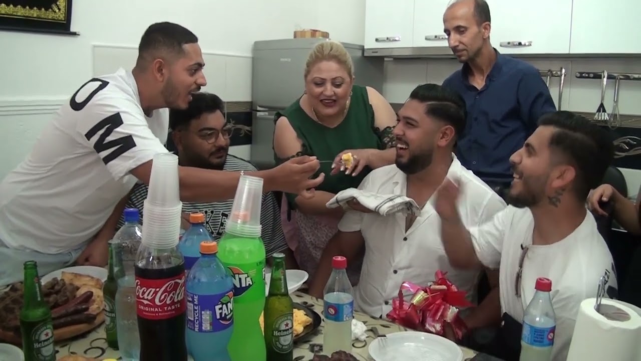 Bijav ko gazdija Kire i Bear 