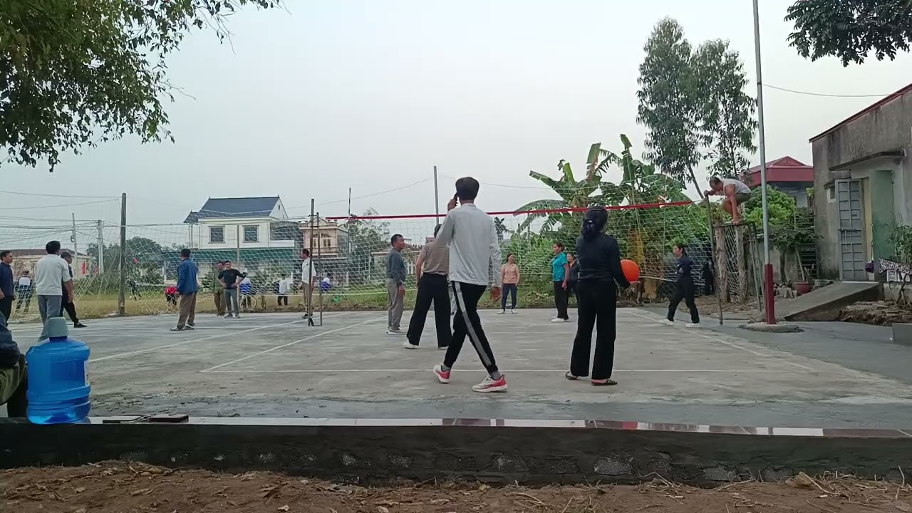 Đội Dung Tho Tầm thắng luôn cả hai Séc