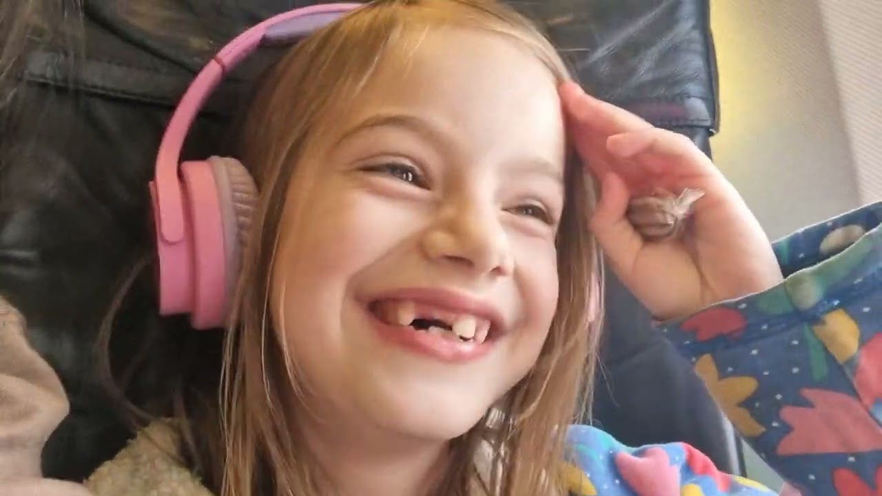 Flying to Alicante,  Girls first time flying.  Such a heart warming vlog.