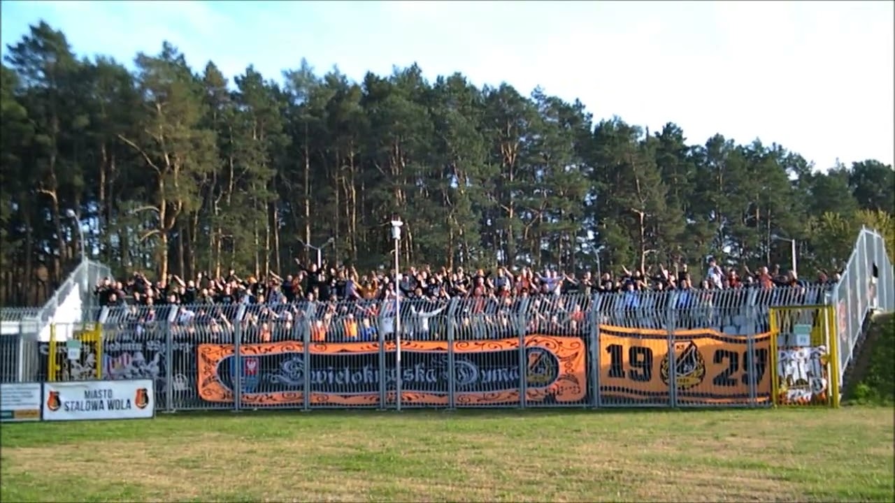 Doping kibiców KSZO (16.10.2022, Stal Stalowa Wola - KSZO Ostrowiec)