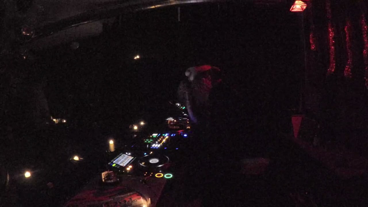 Tony G @ The Listening Club