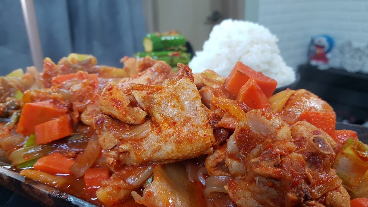 먹방창배tv 김치닭볶음탕 넓적당면사리 보글보글 이건 그냥 맛있을수밖에 mukbang eatingshow koreanfood asmr realsound copy