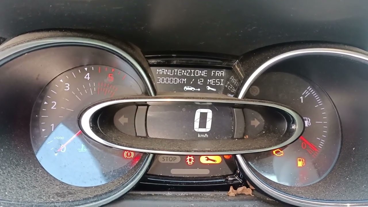 Tutorial Reset Service spia olio distanza data manutenzione su Renault Clio IV con questo cruscotto