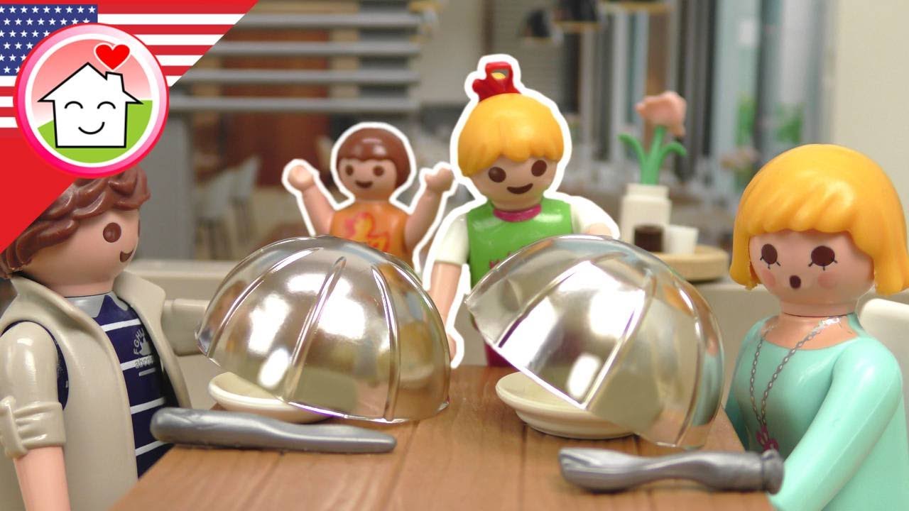 Playmobil English The Hauser Family Eat Out