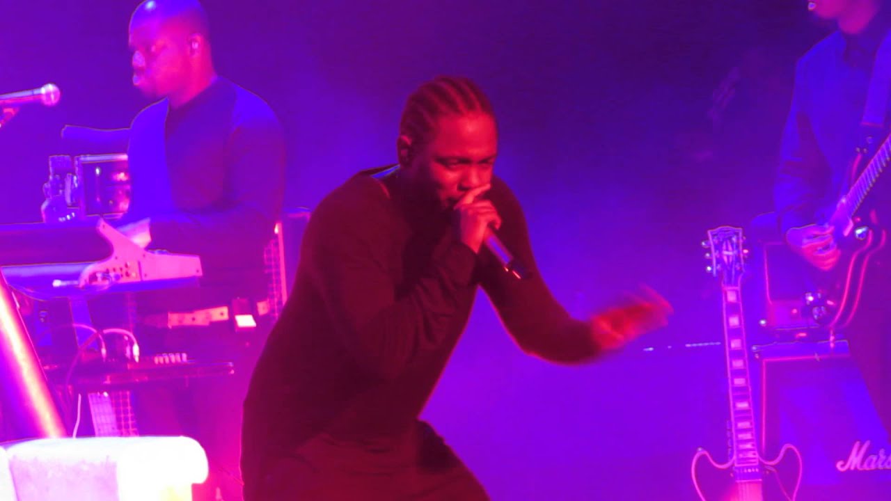 Kendrick Lamar - Alright (Encore) [Live @ Fox Theatre in Oakland, CA - 11/10/15]