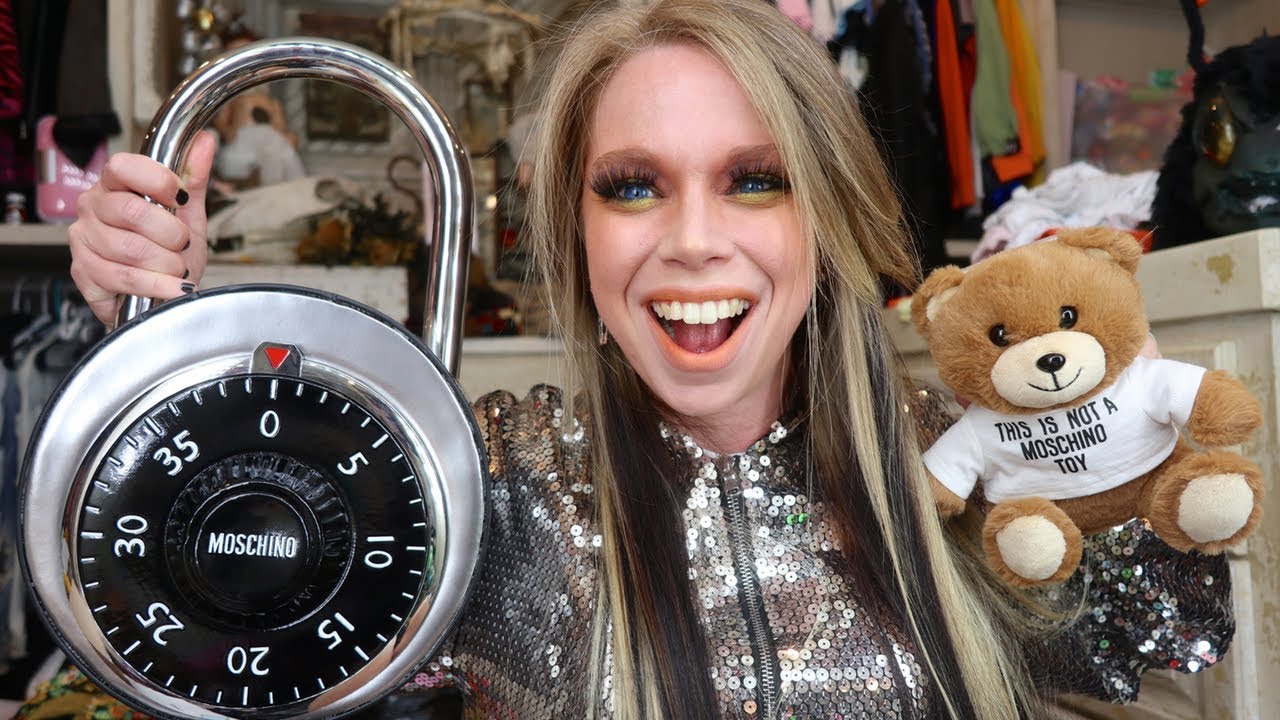 Moschino x H&M Try On Haul!