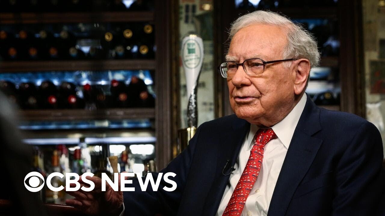 Warren Buffett retires as CEO and names his successor