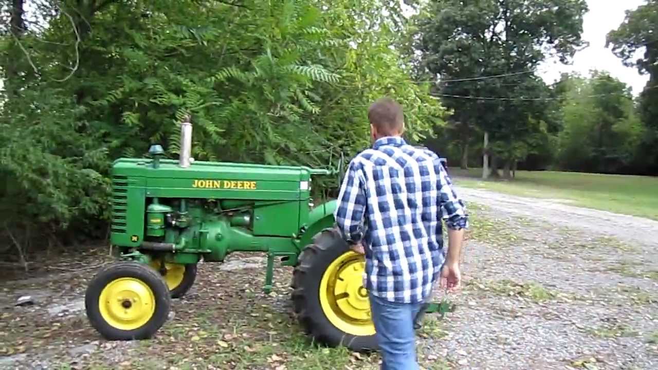 John Deere M Tractor 1949 - SOLD to Mississippi