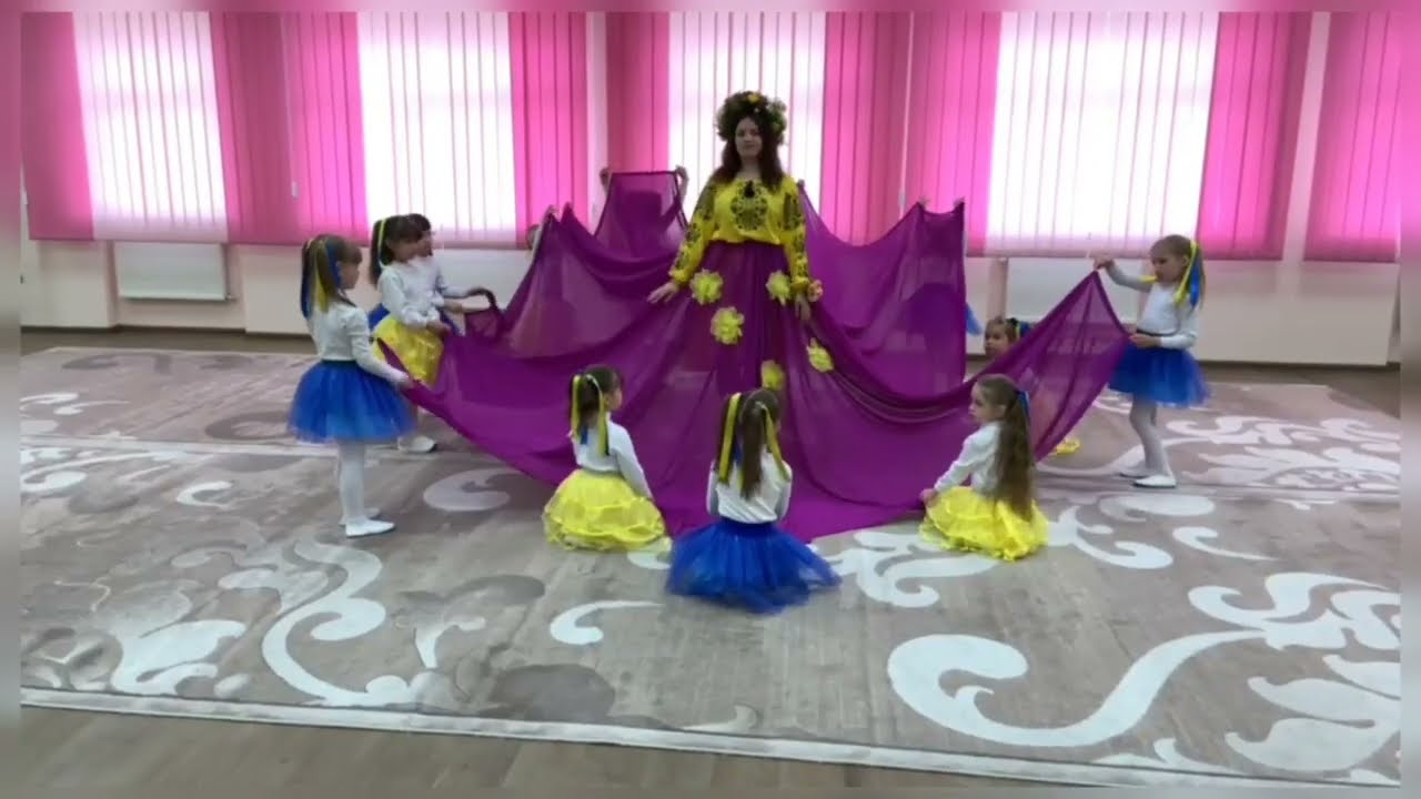 Весна у Маминих обіймах