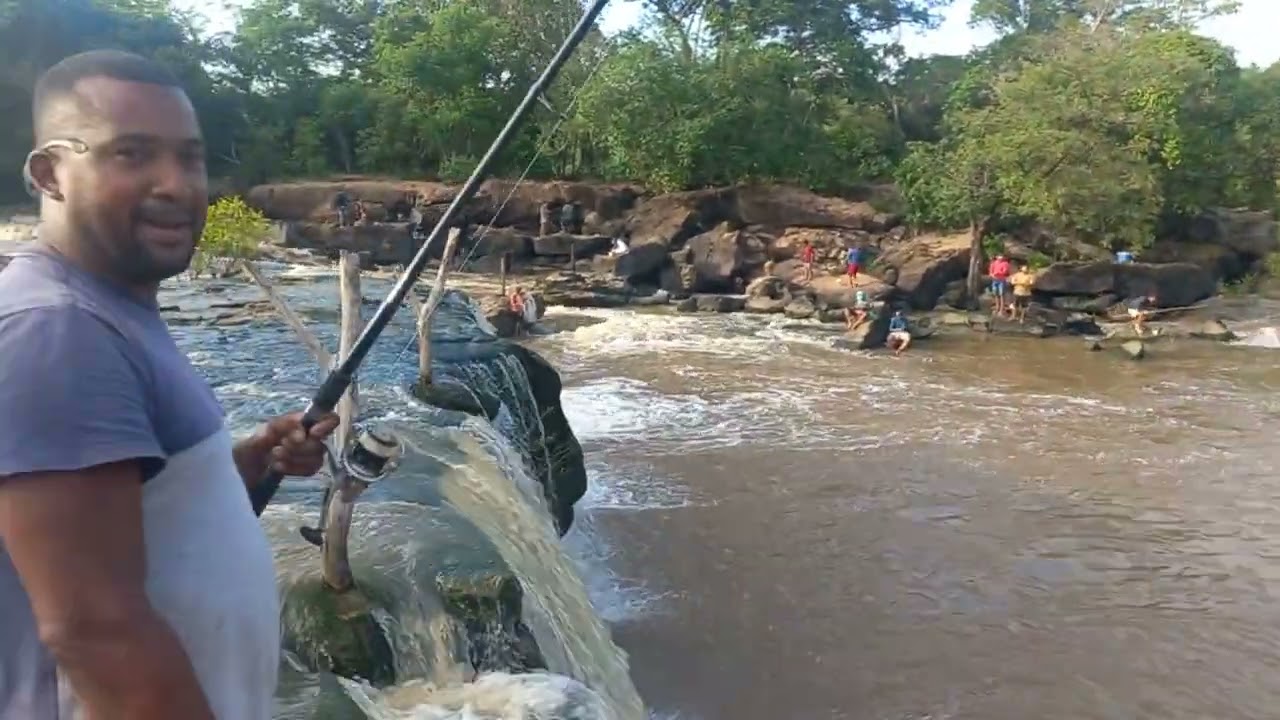 PESCANDO MANDI NA CACHOEIRA DO URUBU....#CACHOEIRA #PESCADOR 