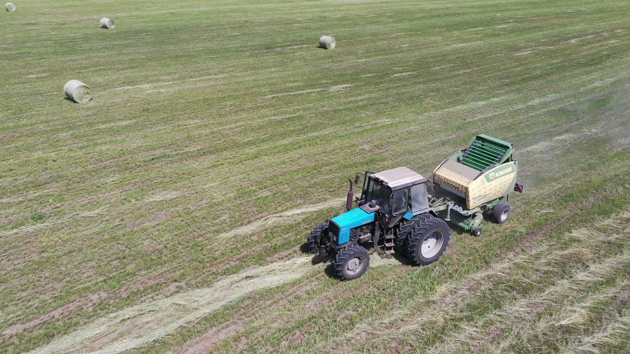 Прессуем сено на Krone Comprima