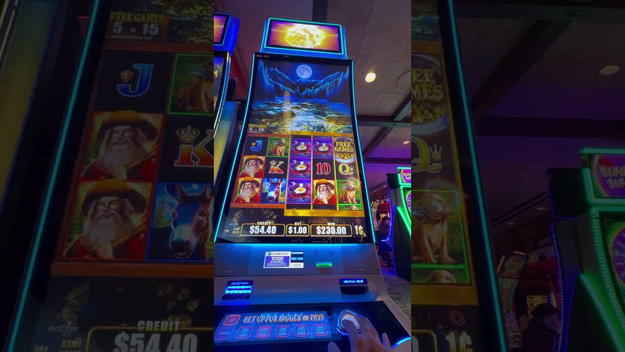 Huge win on the Golden Nugget slot #slot #casinogames #casino #slots #slotbattle #videoslots #gamble