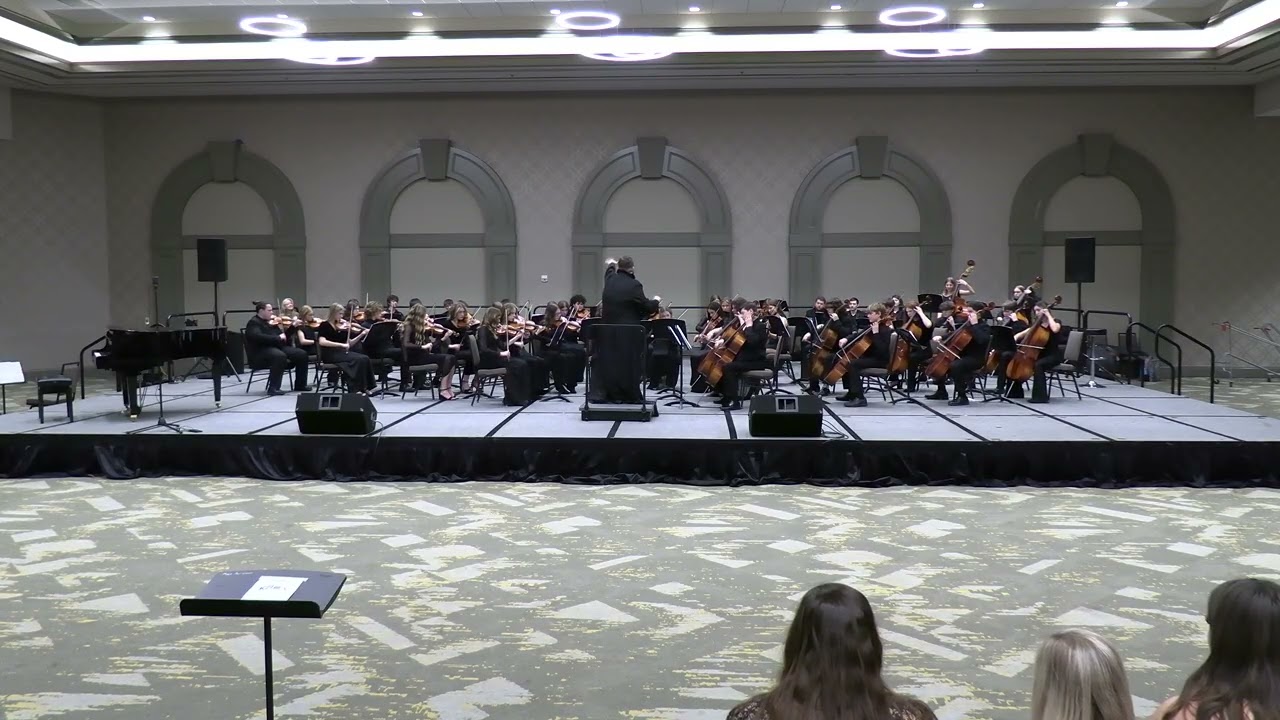 RUSSELL MIDDLE SCHOOL 8TH GRADE ORCHESTRA KMEA PERFORMANCE - AUDIENCE POV