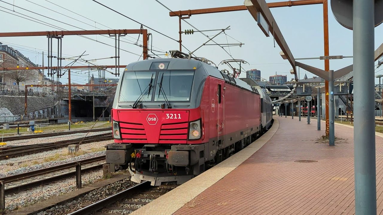 Trains at Copenhagen Central Station 13/04/2022