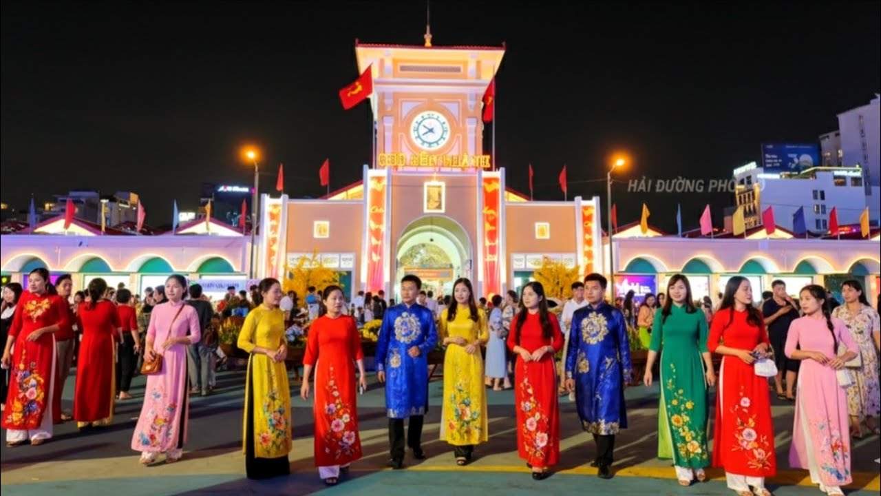 TẾT SÀI GÒN 2026 | CHỢ BẾN THÀNH NHỘN NHỊP VỀ ĐÊM , DẪN VIỆT KIỀU ĐI DẠO ĐÊM Ở TRUNG TÂM SÀI GÒN 