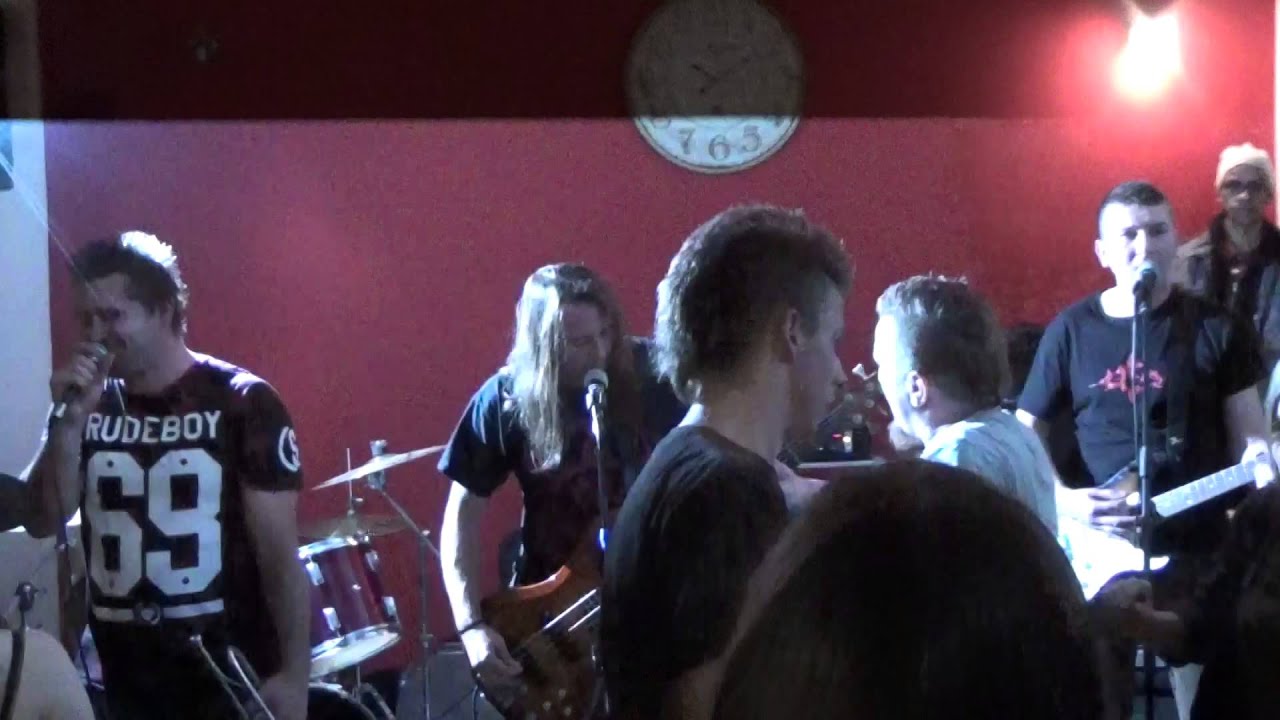 OSC - Dziewczyna z PGRu @ Jasło 02.10.2o15 _ Bar 13