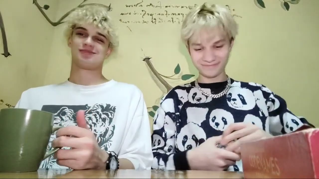 🔘[#Стрим] • #Иван_Стариков (@ivanstarmusic)👱 & #Трио_Star👨‍👨‍👦 → #отвечают #на #вопросы💬| 21.03.2023