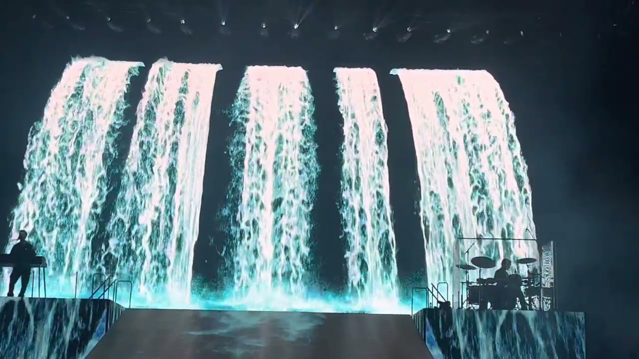 bellyache / ocean eyes / Bored - Billie Eilish live @ 3 Arena, Dublin 04/06/22