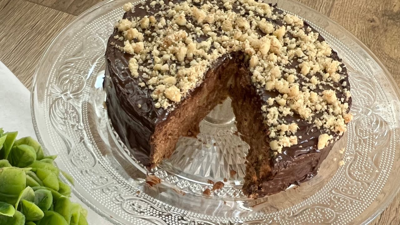 Can You Believe This Chocolate Cake Is Healthy? Flourless Recipe