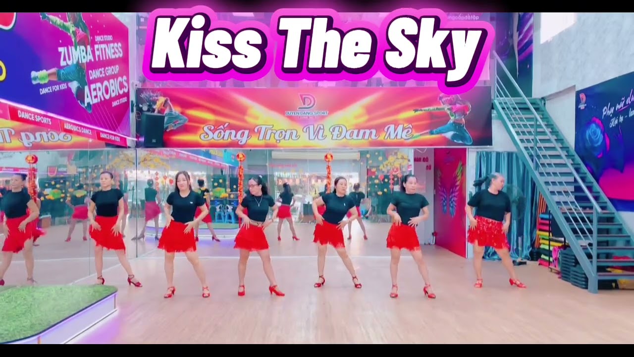 Kiss The Sky Line Dance