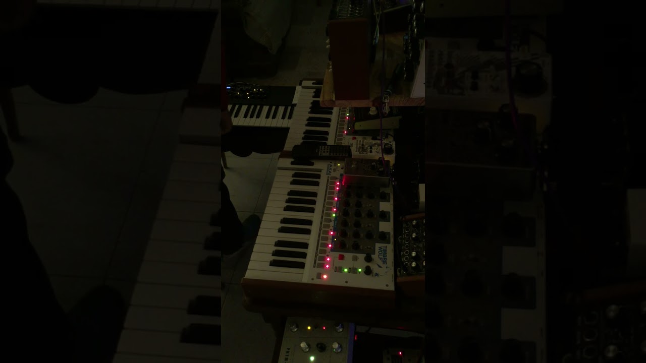 Techno Dream  My / Dark Energy -Ritm2 - Dreadbox #electronicmusic #music #analogsynth #techno #akai