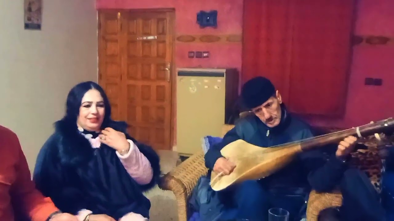 الجزء الثاني من جلسة أزرو رفقة  الفنان حسن الگوشي و المجموعة