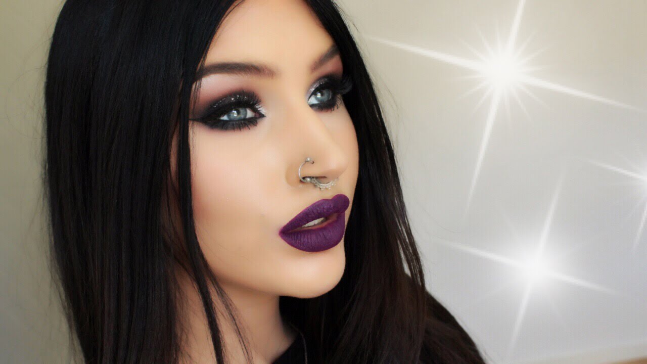 Dramatic silver glitter smokey eyes & purple lips | makeup tutorial