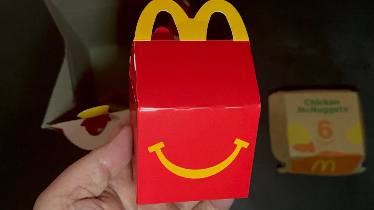 The Smallest McDonald’s in the World / McDonald’s