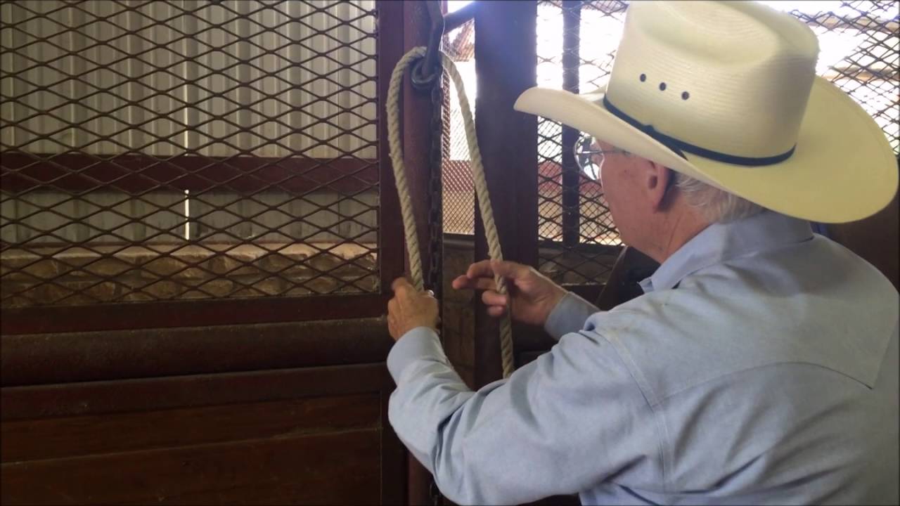 Dennis Moreland Tack: How to Tie the Bowline Knot