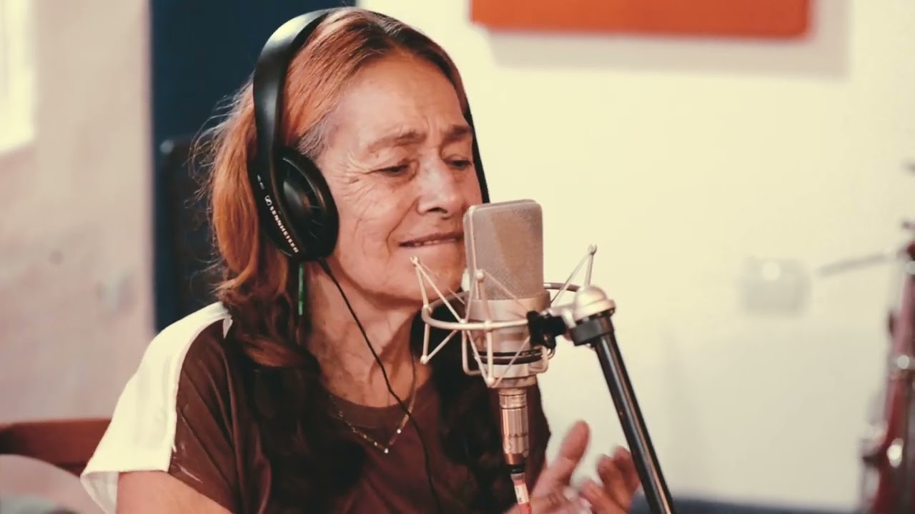 Mis Madres/Lugar Tranquilo (versión Cry me A River) Pepa y Edgar en vivo