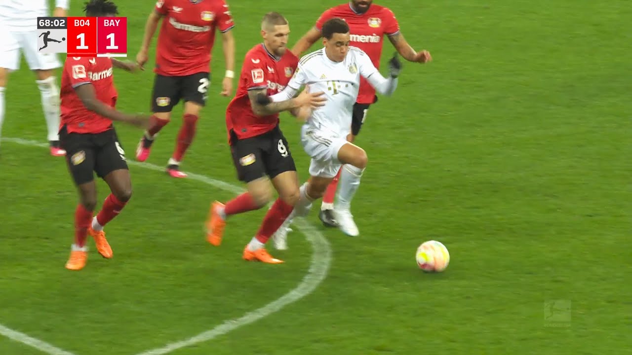 Jamal Musiala Top 33 Mind-boggling Skill Moves