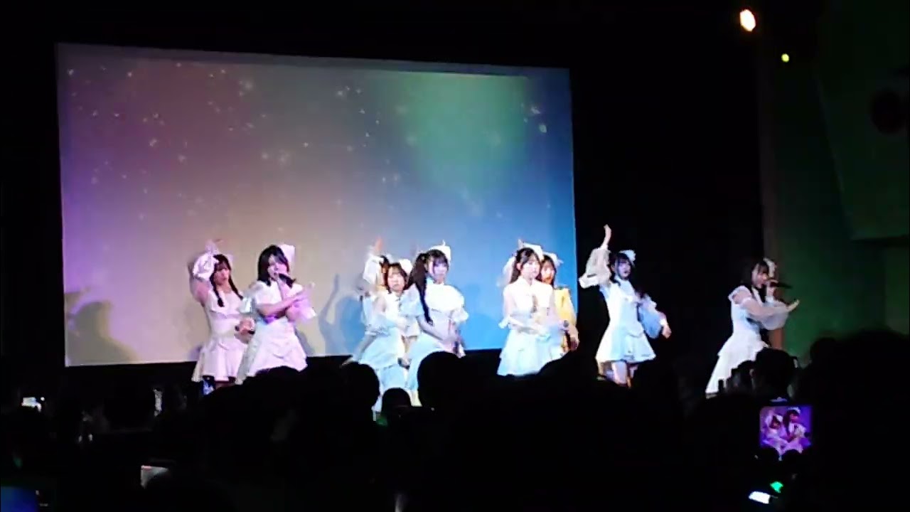 可憐なアイボリー「ファンサ」