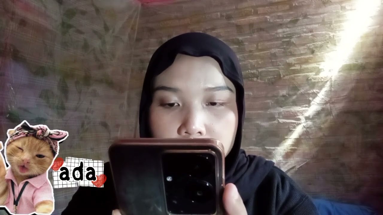 MEMBACA CERPEN 