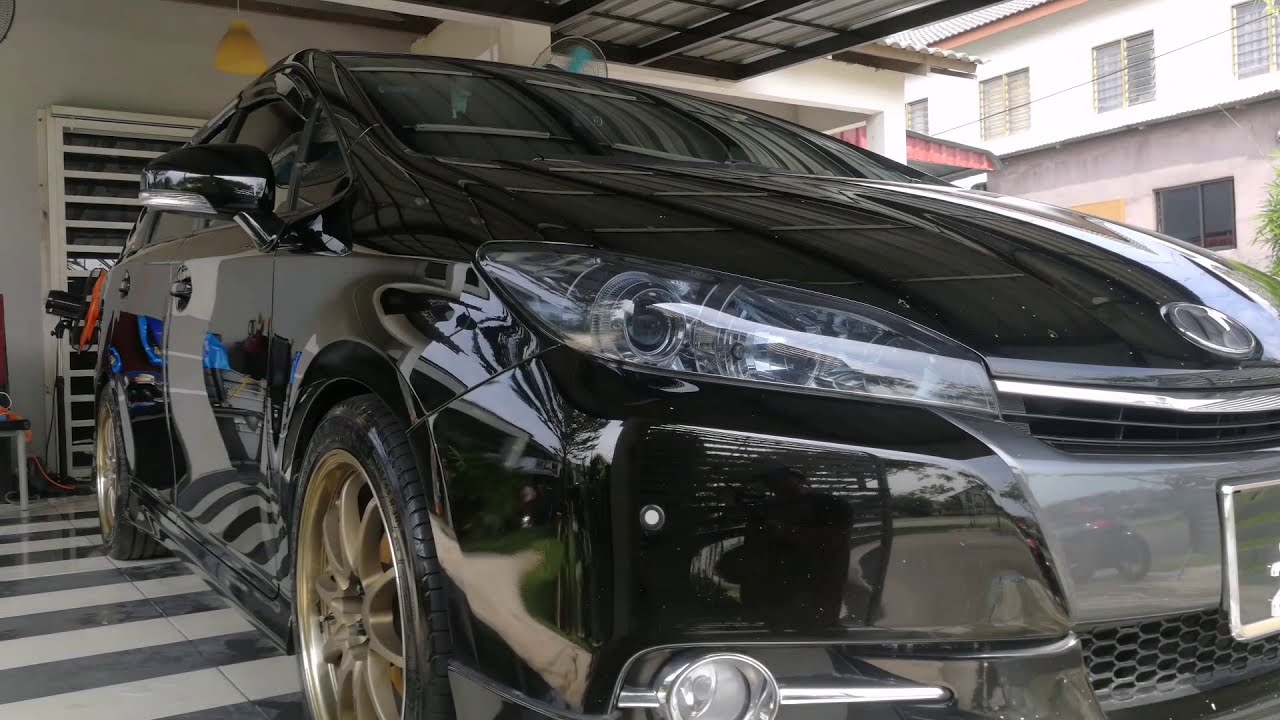 Toyota Wish - Polish & Wax Kereta Pasir Gudang, Johor