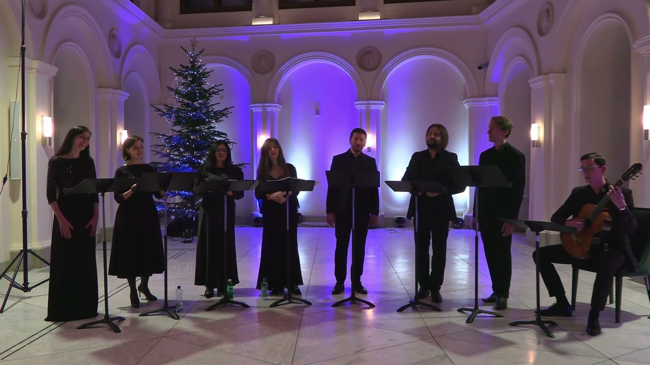 Franz Xaver Gruber - Stille nacht | Cracow Singers