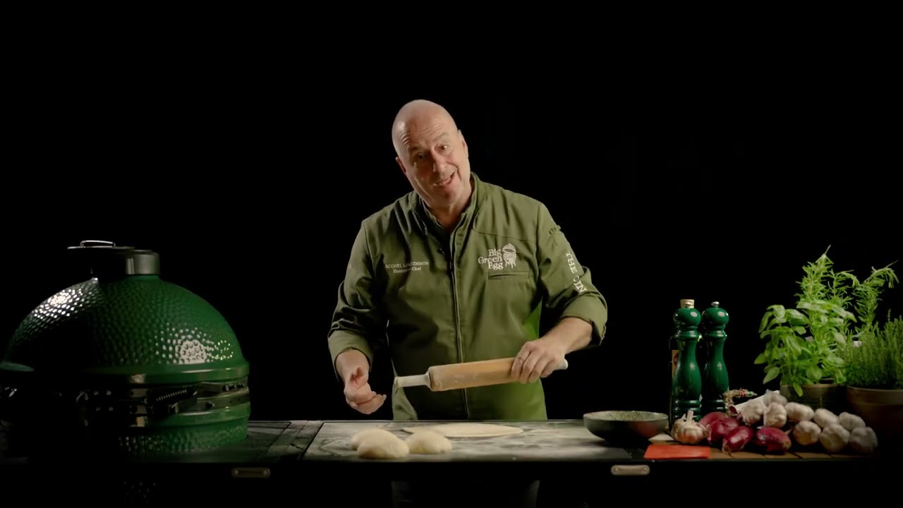 Flammkuchen op de kamado BBQ | Krokant deeg van de Big Green Egg