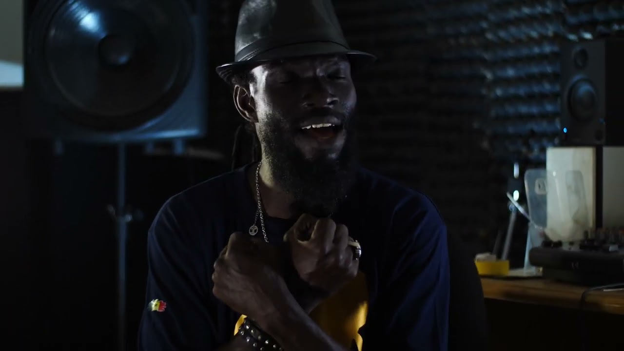 MAME BAYE FALL : RÉSISTANCE