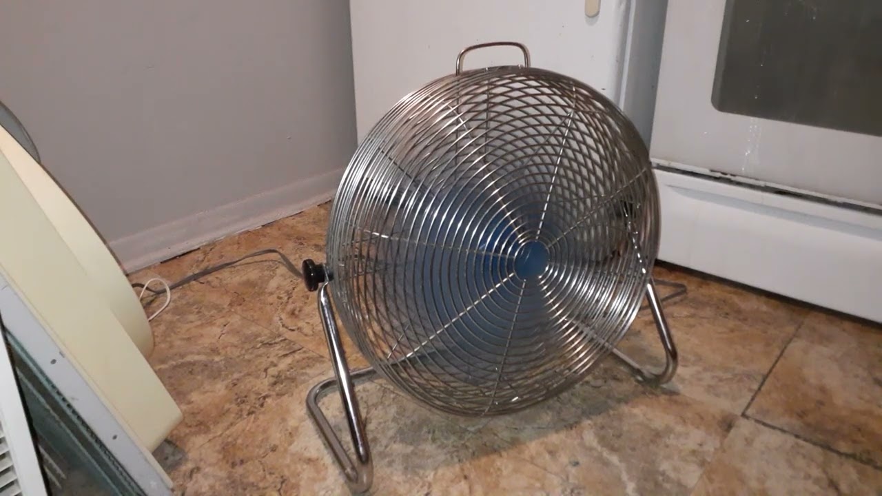 Vintage Lakewood HV-18 High Velocity Floor Fan