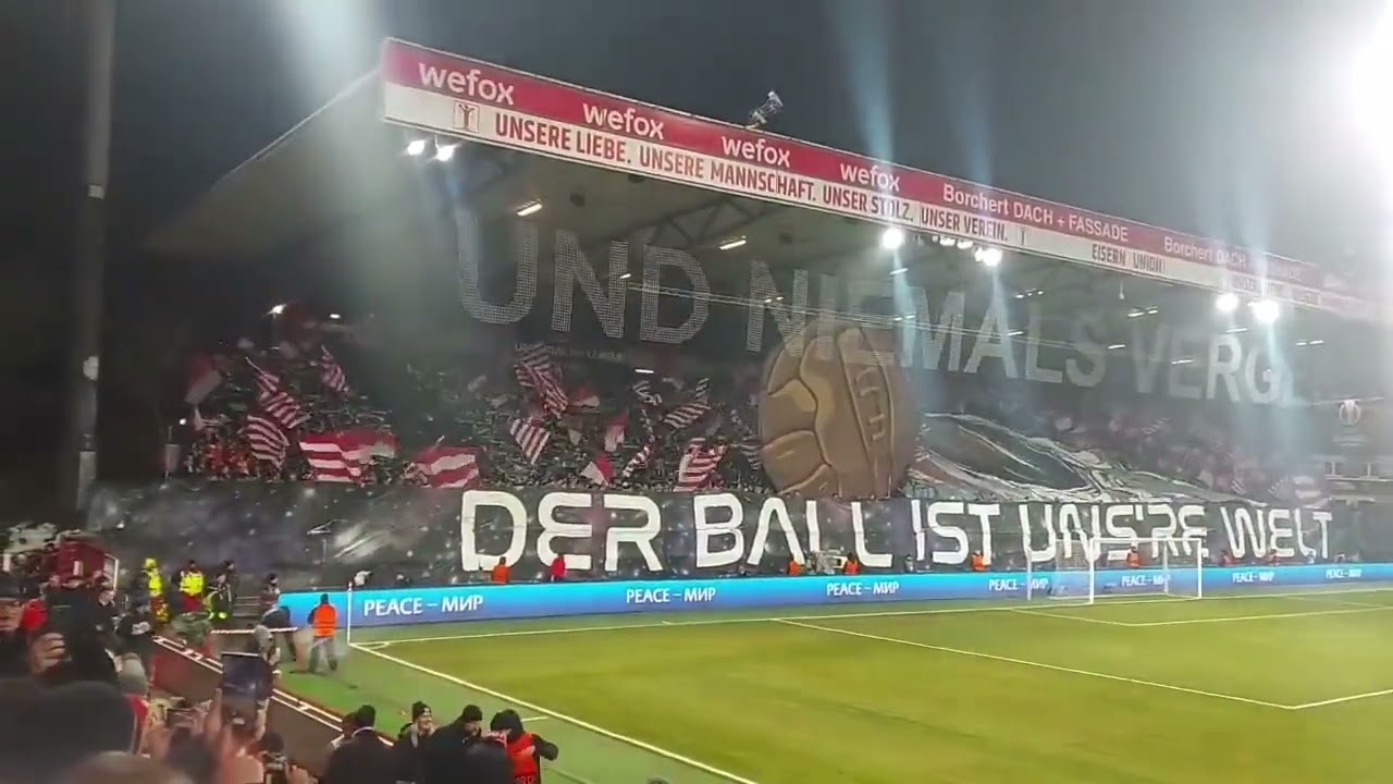 Union Berlin choreo and Union Saint-Gilloise pyro in Berlin