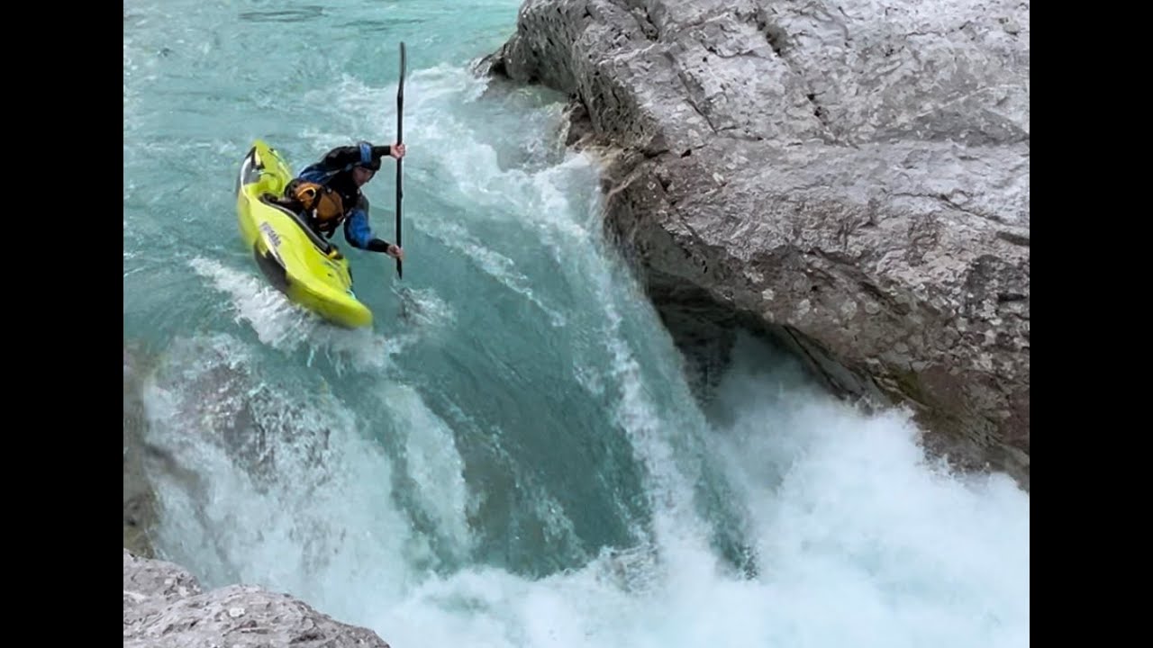 Spring flows in Soča Katarakt