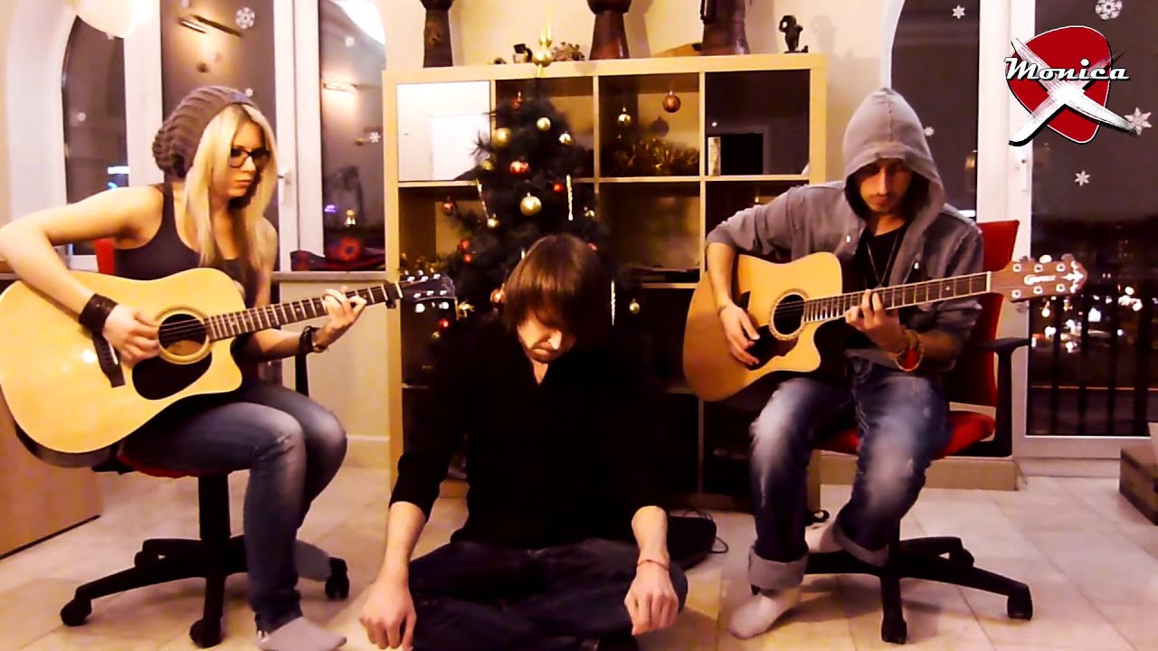 show MONICA cover - Pieces (Red cover)