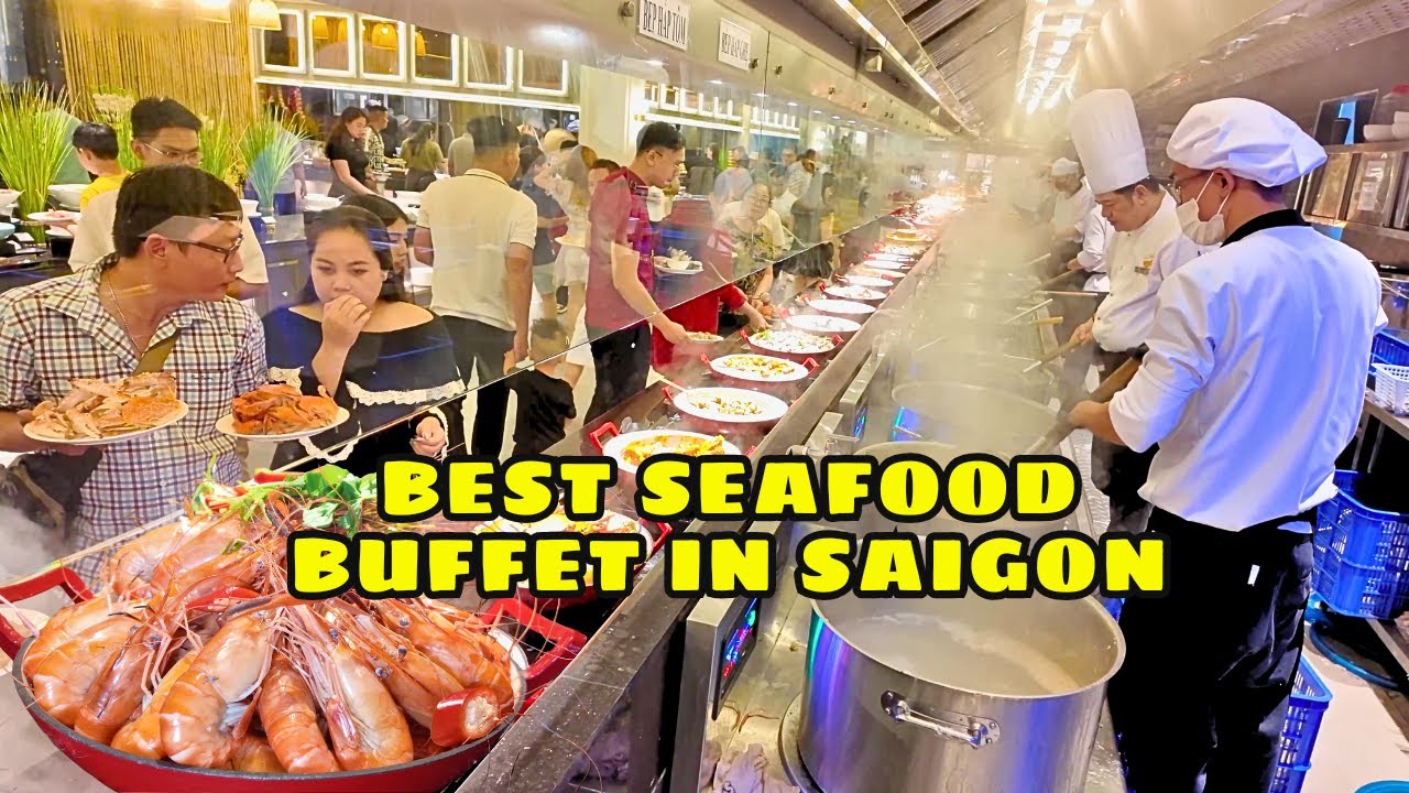 Must try! Seafood buffet in Saigon Vietnam - $20 // Vietnaese food!!