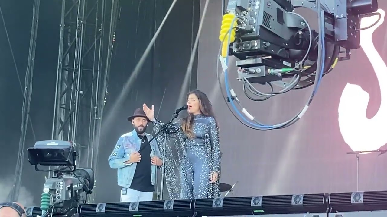 Soleá Morente  - Tu vienes vendiendo flores