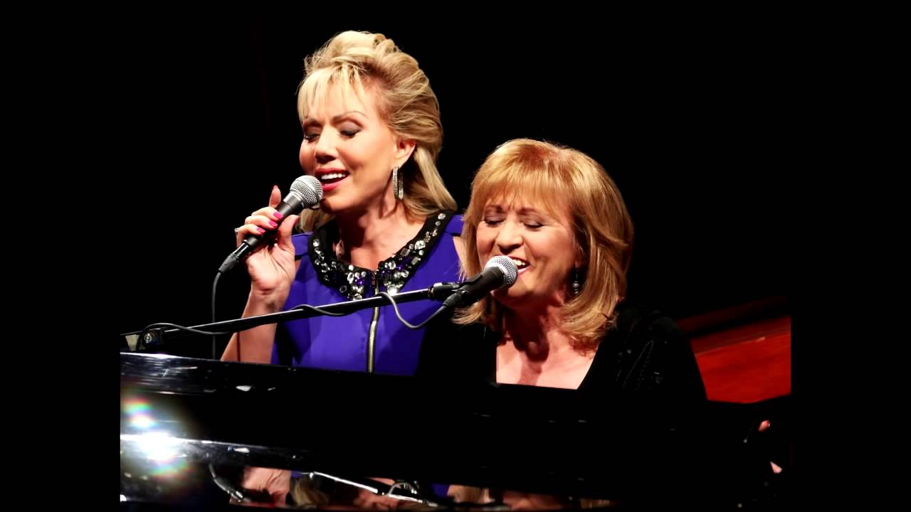 Lepa Brena & Meri Cetinić - Samo simpatija (Studijski audiosnimak, Damin Gambit HRT1 2.3.2014)