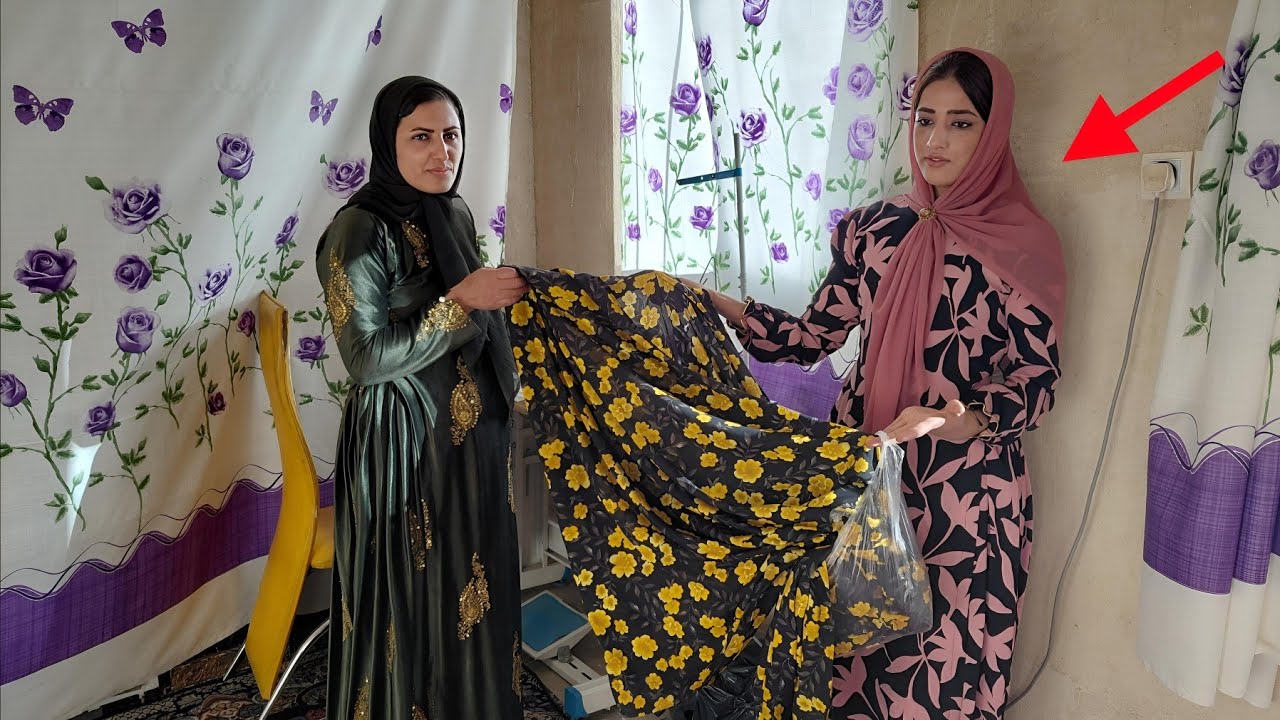 Ms. Zainab came to Sakineh Khanum to sew her clothes and helped her. 
