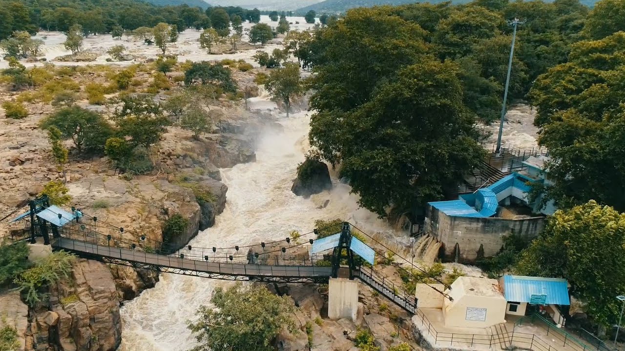 ಹೊಗೇನಕಲ್ ಫಾಲ್ಸ್​​ನ ರಮಣೀಯ ದೃಶ್ಯ | Hogenakkal Falls | Chamarajanagara | Power TV News