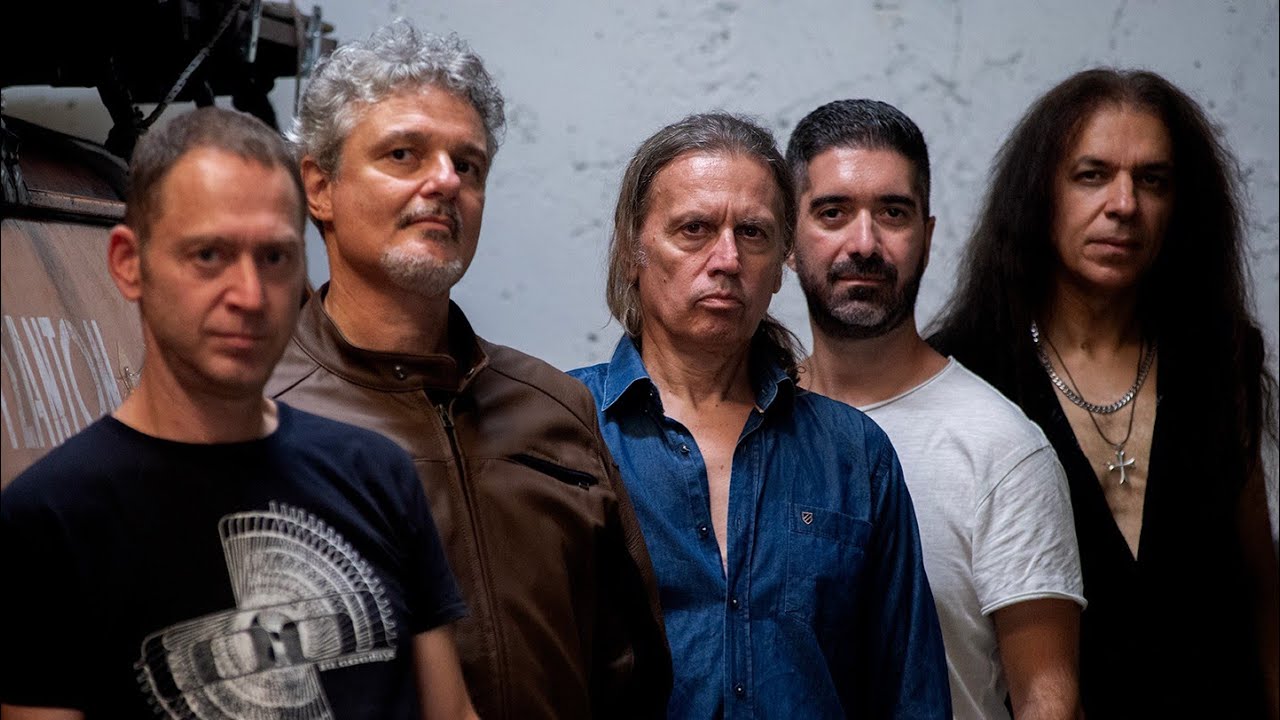 Σαλονίκη (Μόνος σου ξανά ), Μωρά στη Φωτιά Live ,θέατρο Βράχων (Βύρωνα )