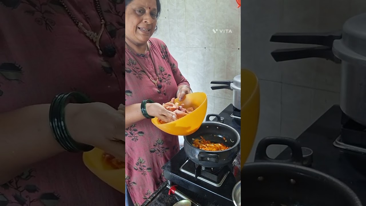 Today chicken sukka & bodasu gussi Mangalore n style