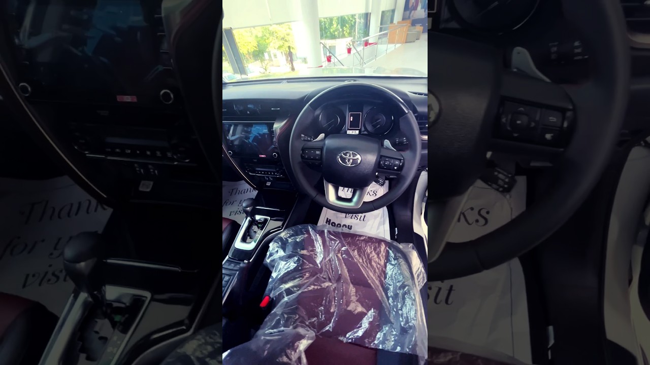 Toyota Fortuner Legender 2023 | 😳 Inside Fortuner Legender | Onroad Price | Mileage | 4x4 | 4WD