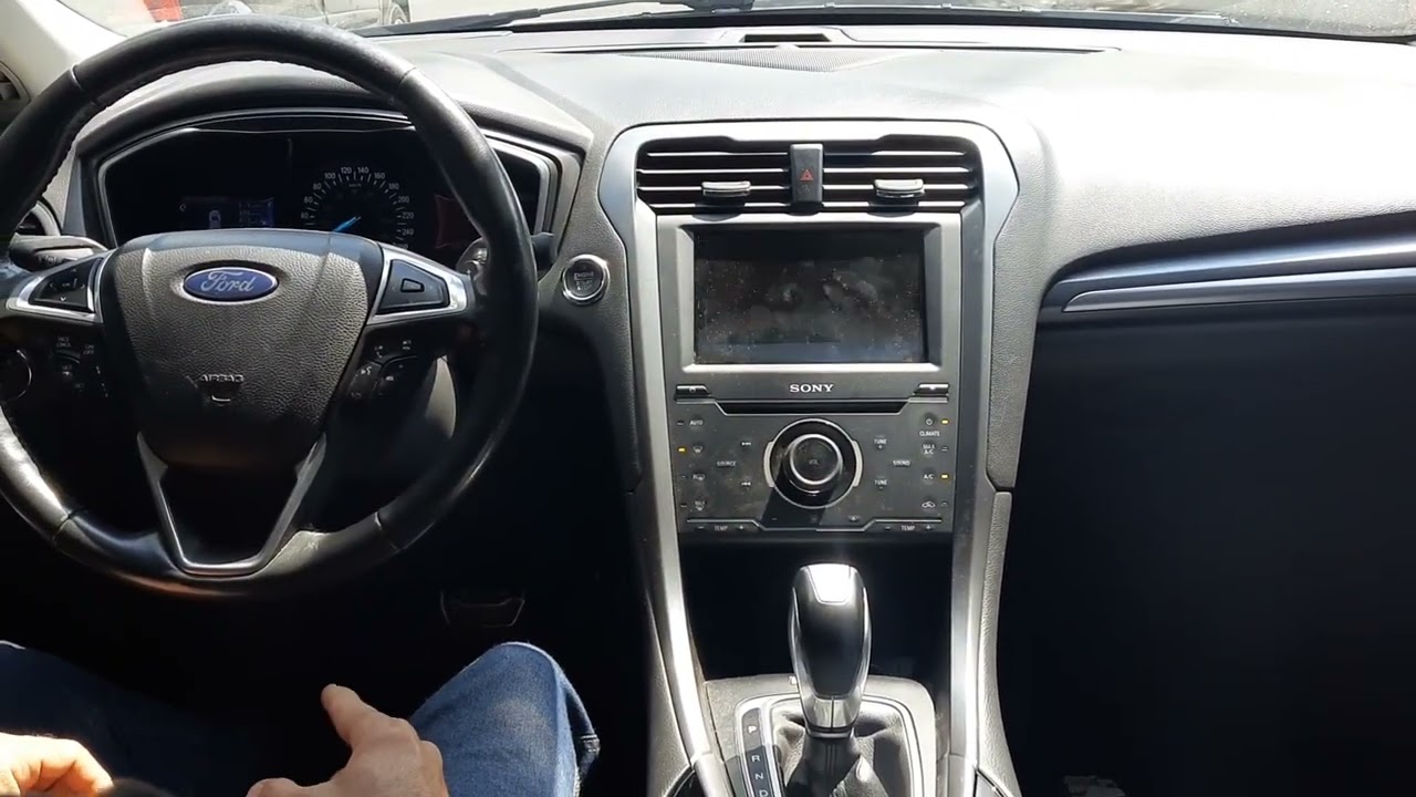 Como funciona o sistema park assist Ford Fusion 2013.